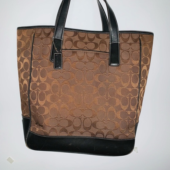 Womans brown Coach bucket purse - Picture 4 of 15